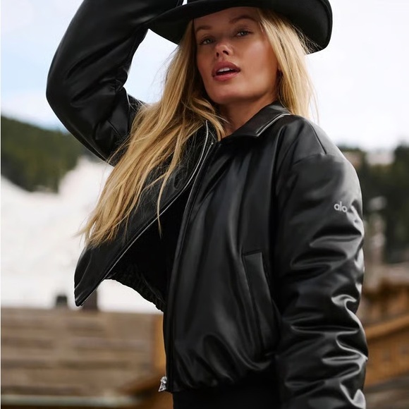 ALO Yoga Jackets & Blazers - ALO Yoga Sleek Black Bomber Jacket